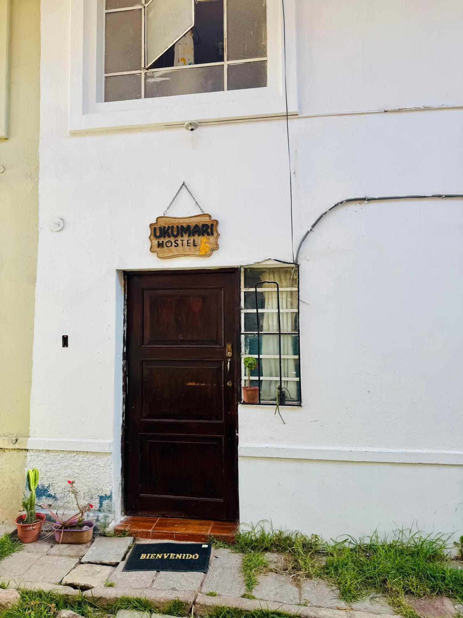 Ukumari Hostel Cuzco Esterno foto