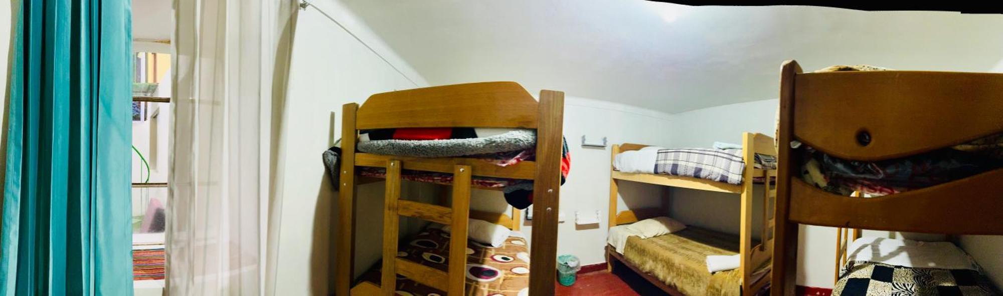 Ukumari Hostel Cuzco Esterno foto