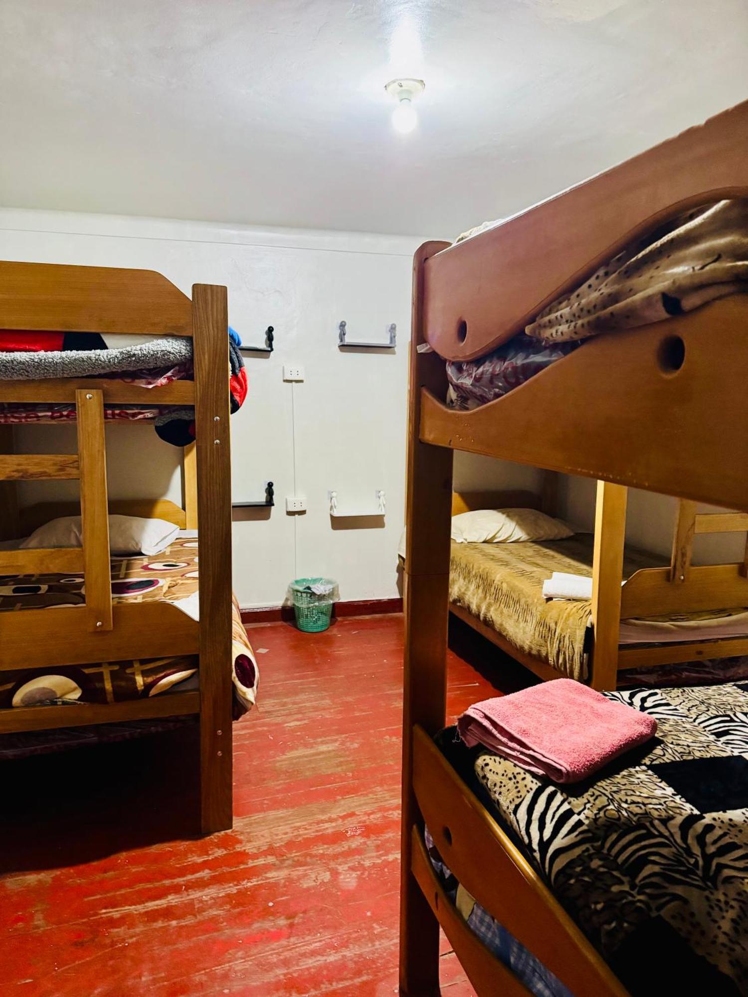 Ukumari Hostel Cuzco Esterno foto